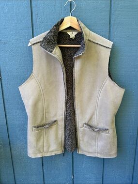 Woolrich Taupe Suede-Look Sherpa Vest